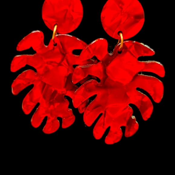 **SOLD** Shades of Red Marble Floral Acrylic Tortoise Post Earrings - Picture 4 of 4